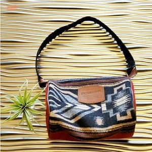 Pendleton Wool Geometric Black/Red Small Purse